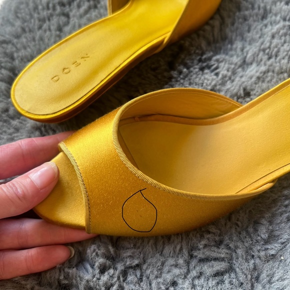 New With Dust Bag Doen Callie Mule in Marigold Satin Size 35 - Picture 7 of 15